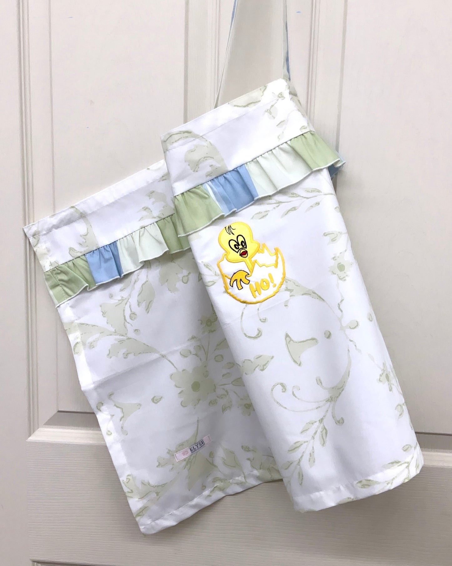 Feeding Cover:Ruffle #1