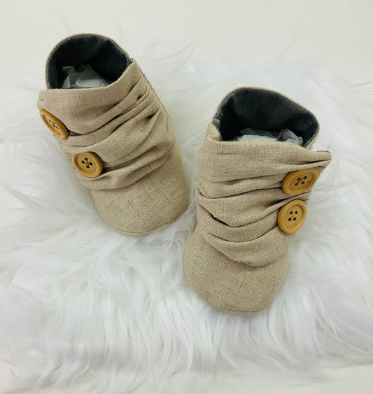 Rubí Carmelita booties style