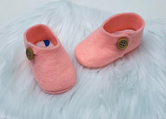 Baby Shoes:Coquette Pink #389